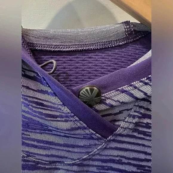 Pearl Izumi Flash Hoodie Pullover Purple Long Sleeve Cycling Shirt- medium - Picture 2 of 7